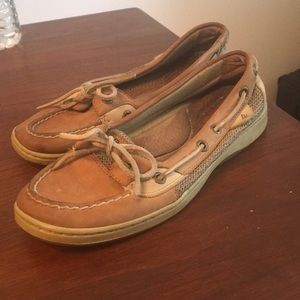 Angelfish style Sperry's